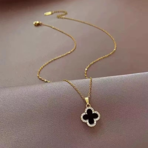 Double-Sided Micro-Set Four-Leaf Clover Pendant Titanium Clavicle Chain Fashionable Versatile Simple Luxury Titanium Jewelry